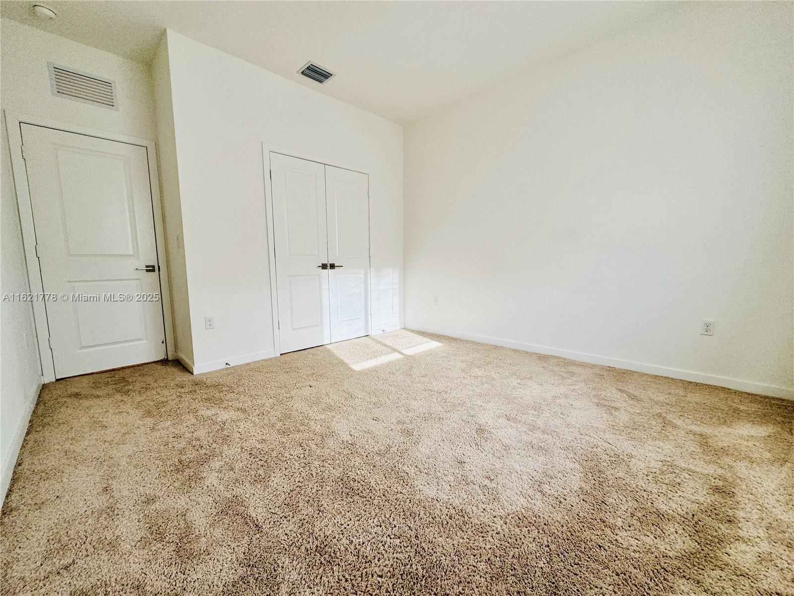 1727 Se 8th Pl 1727 Property Photo 20
