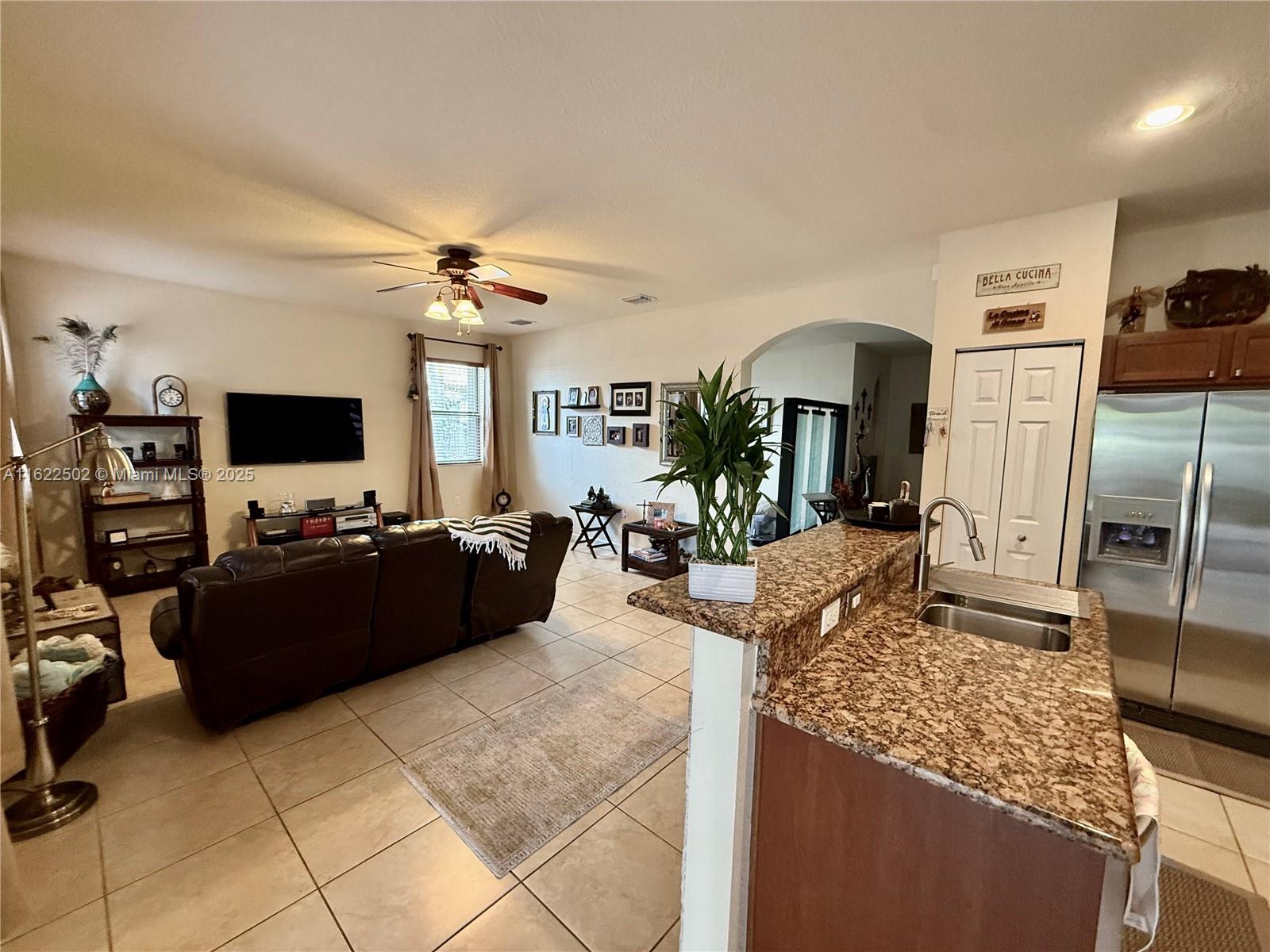 11922 Sw 154th Path Property Photo 14