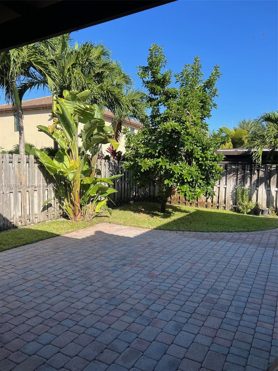 11922 Sw 154th Path Property Photo 31