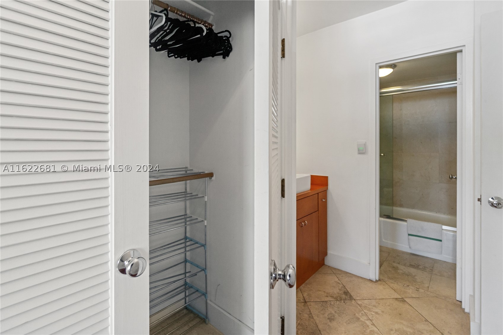 100 Lincoln Rd 1422 Property Photo 22