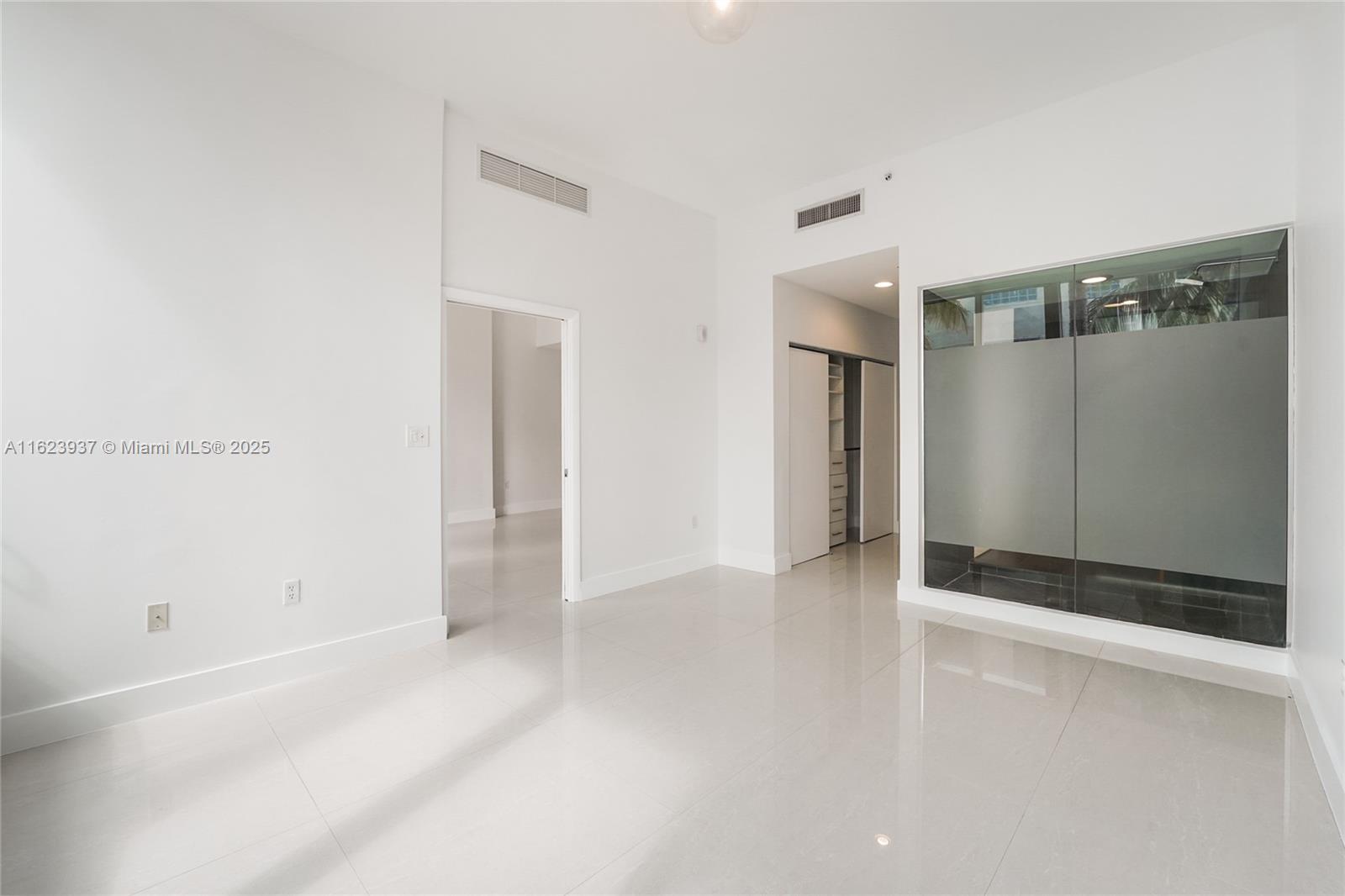 2100 Park Ave 108 Property Photo 14