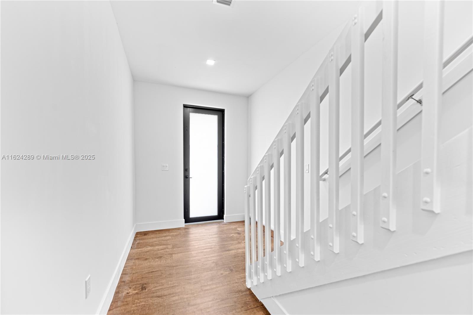 848 Sw 1st St Property Photo 32