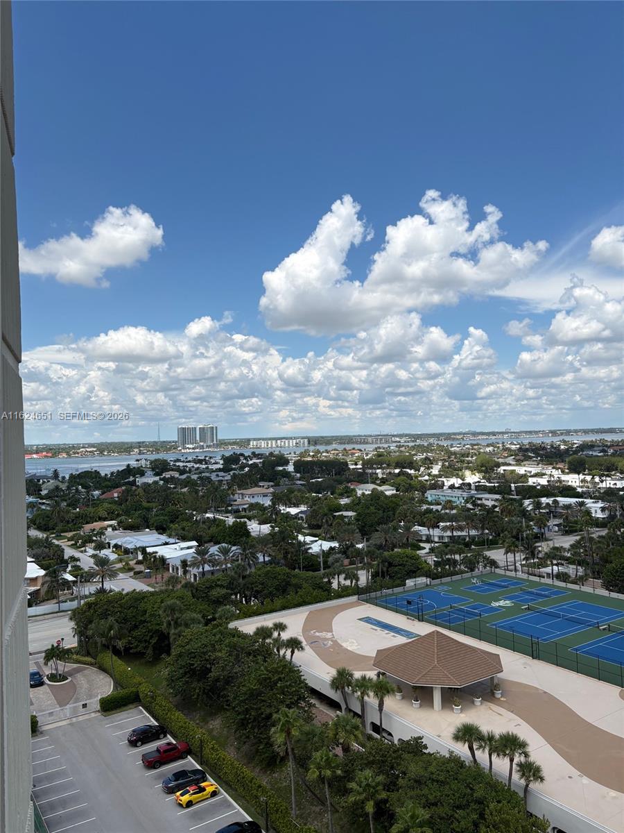 2800 N Ocean Dr B-15c Property Photo 32