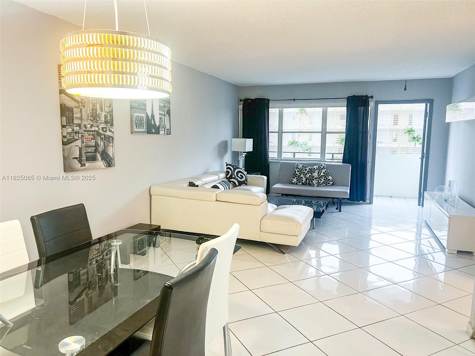 401 Golden Isles Dr 315 Property Photo 1