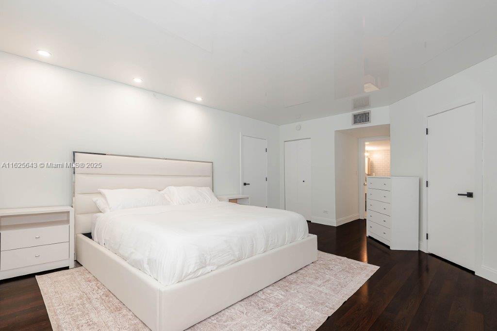 2301 Collins Ave 1204 Property Photo 23