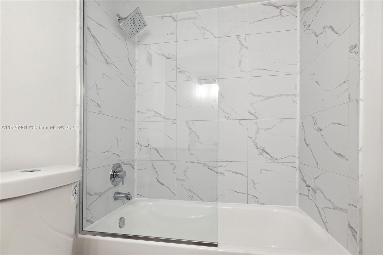 1200 West Ave 515 Property Photo 8
