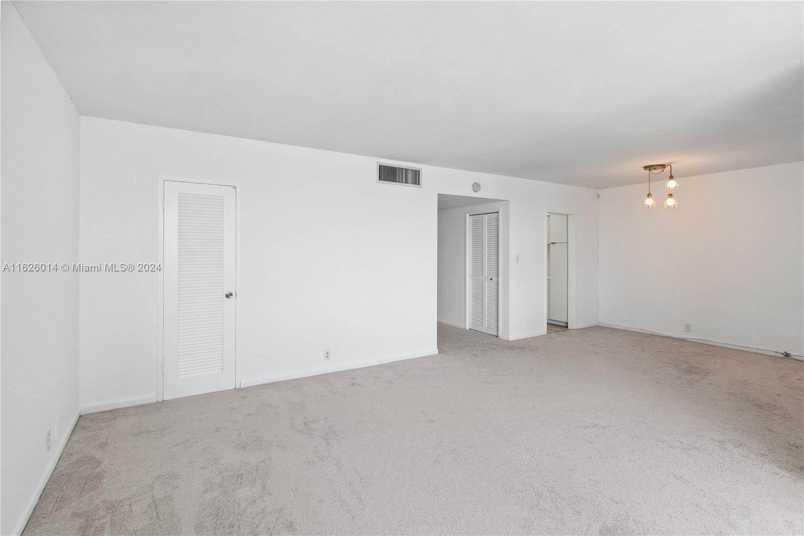 1000 West Ave 821 Property Photo 9