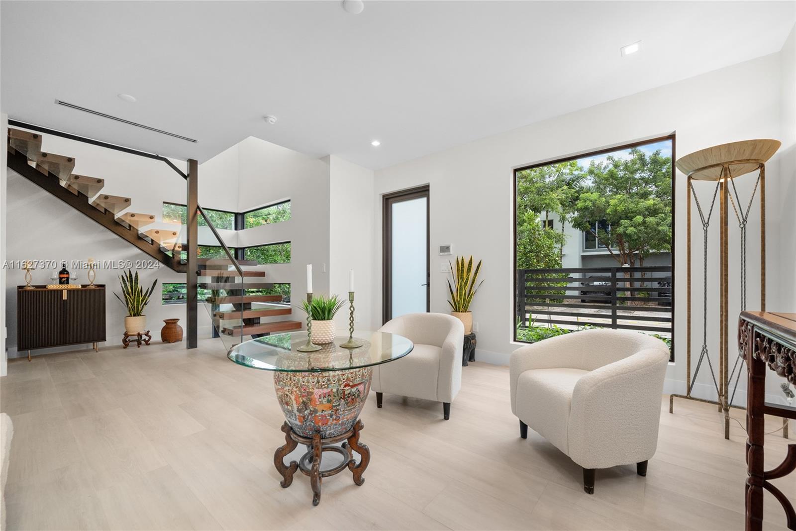 3224 Elizabeth St Property Photo 13