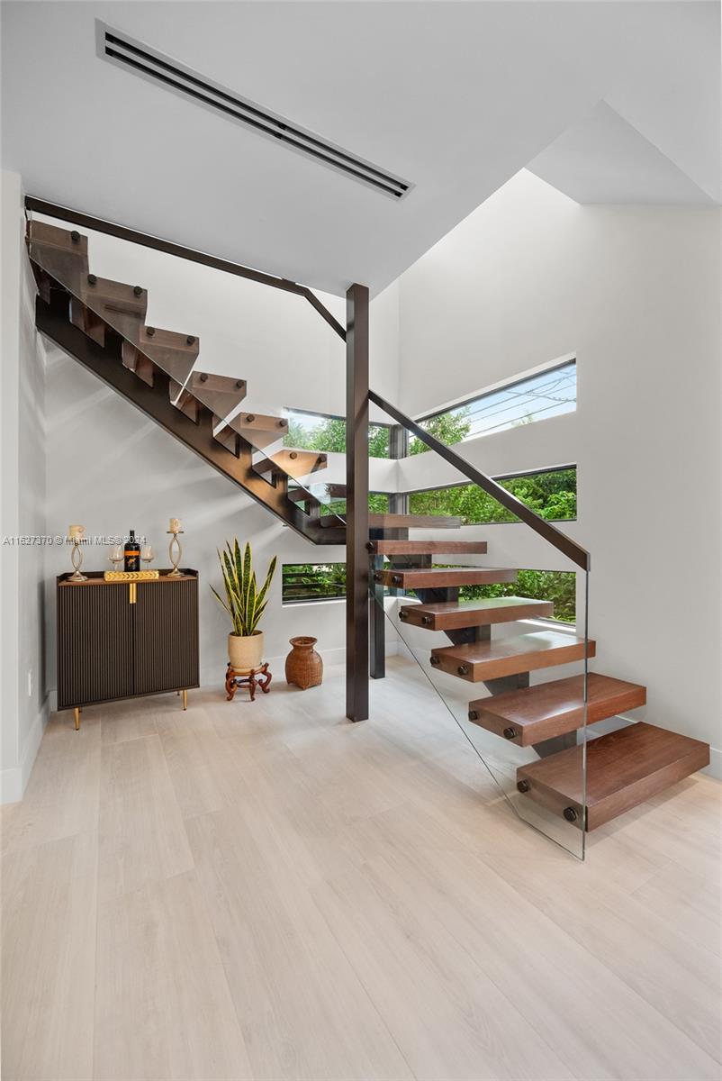 3224 Elizabeth St Property Photo 17