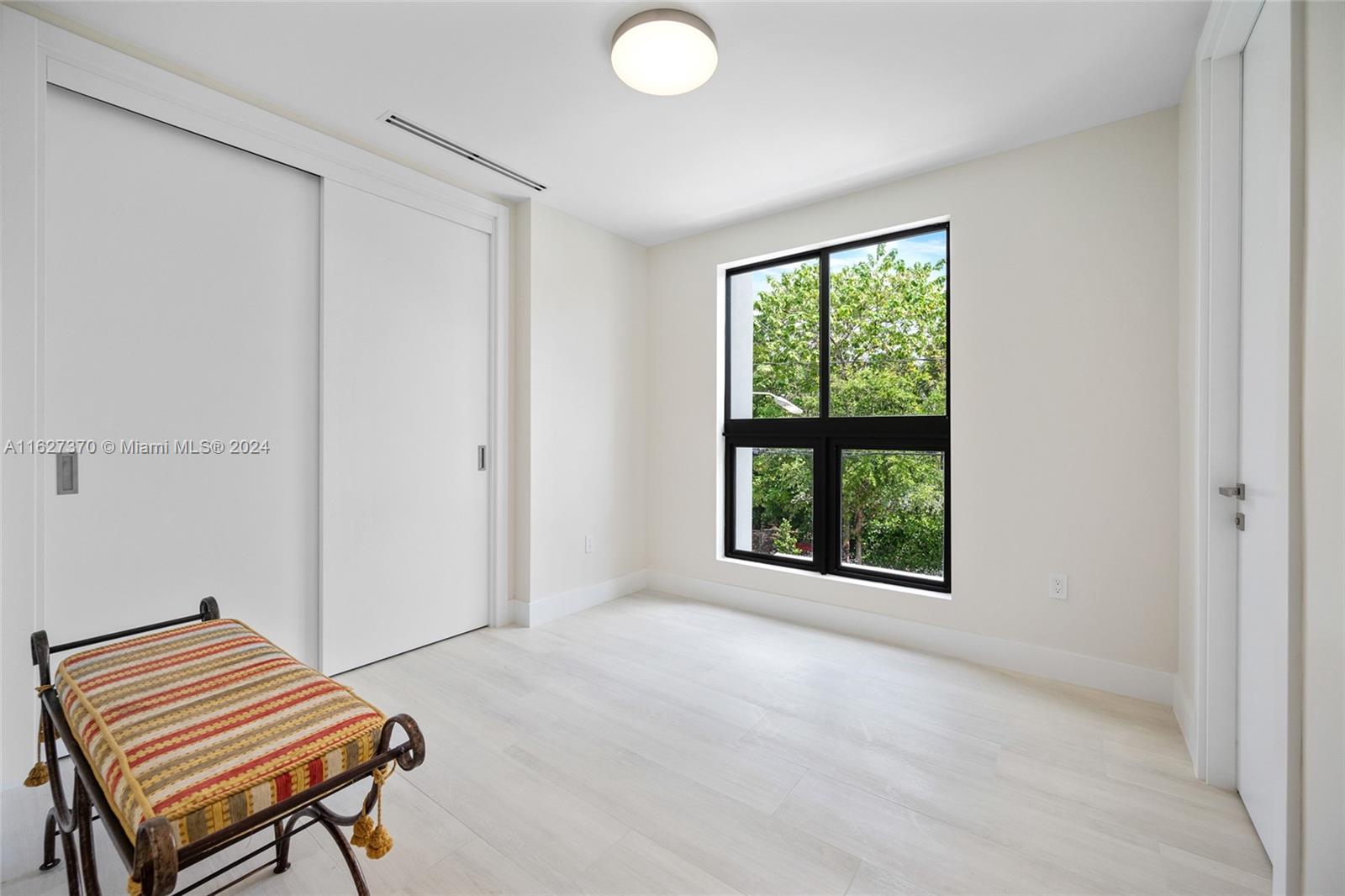 3224 Elizabeth St Property Photo 36