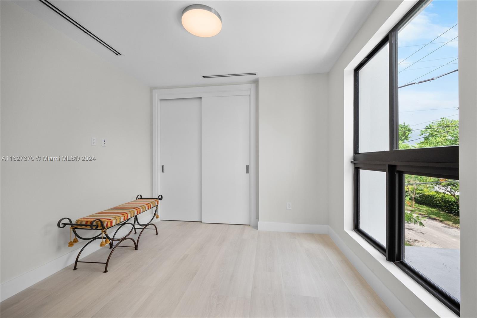 3224 Elizabeth St Property Photo 38