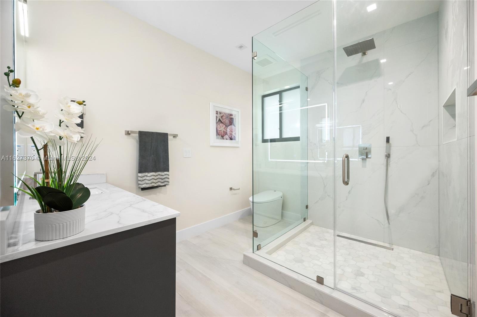 3224 Elizabeth St Property Photo 43
