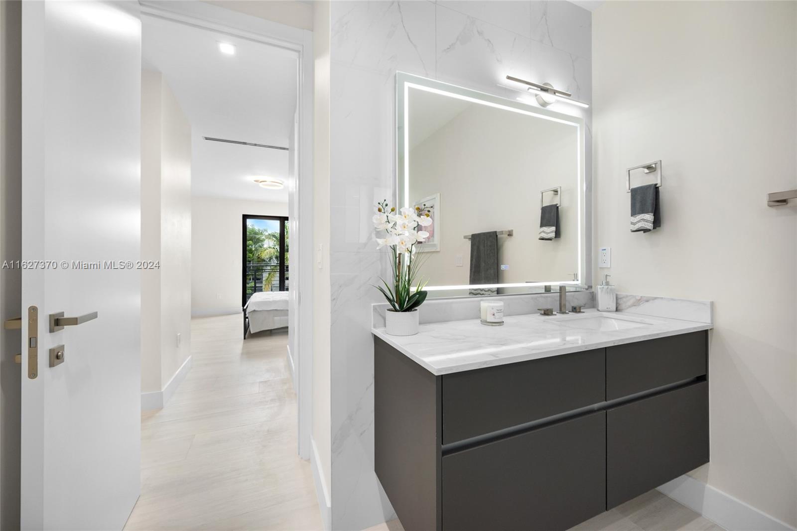 3224 Elizabeth St Property Photo 46