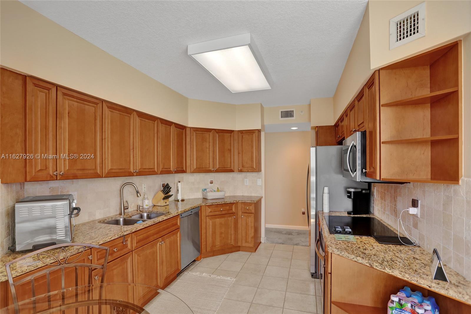 3370 Hidden Bay Dr 2114 Property Photo 12