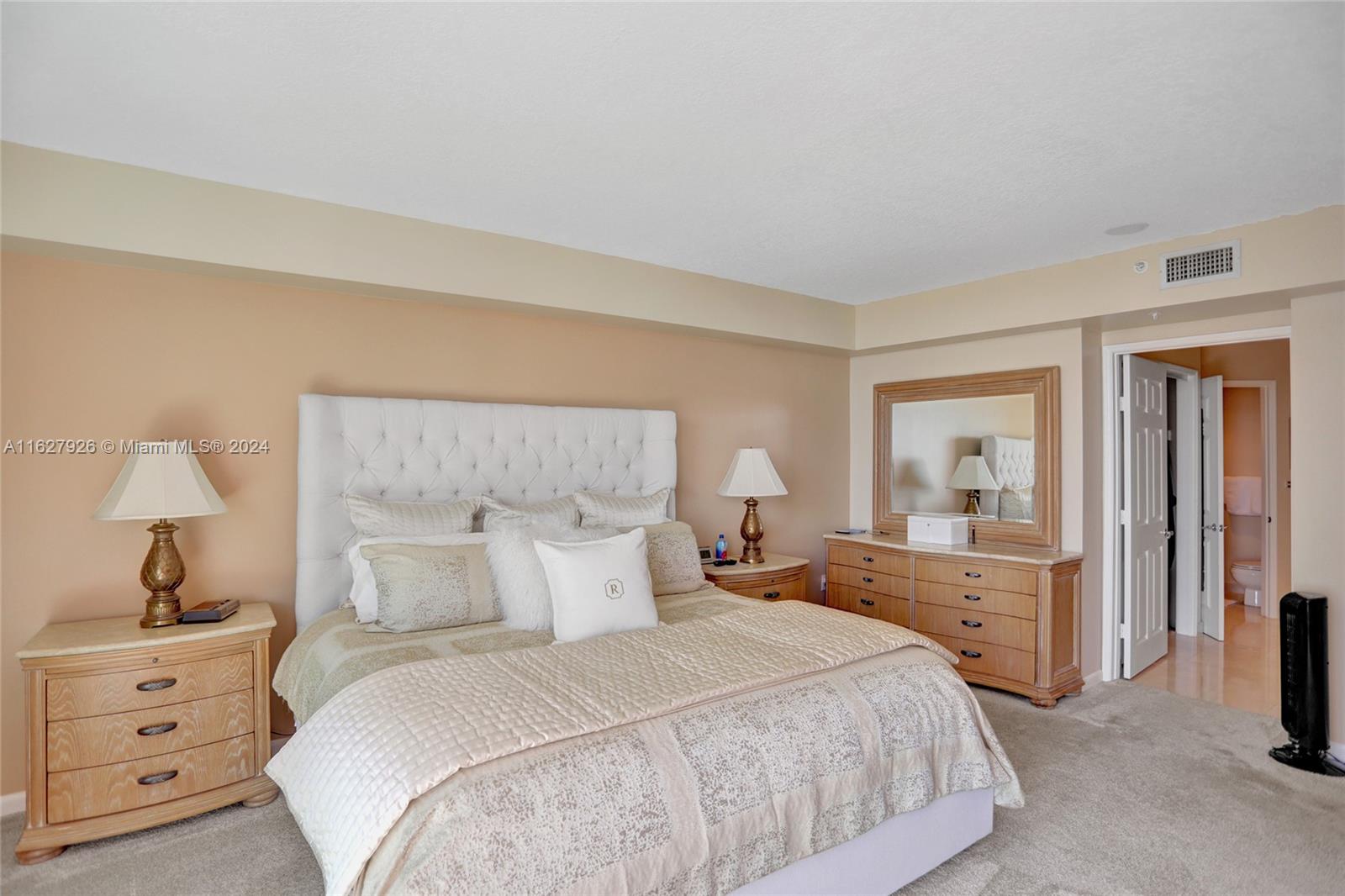 3370 Hidden Bay Dr 2114 Property Photo 18