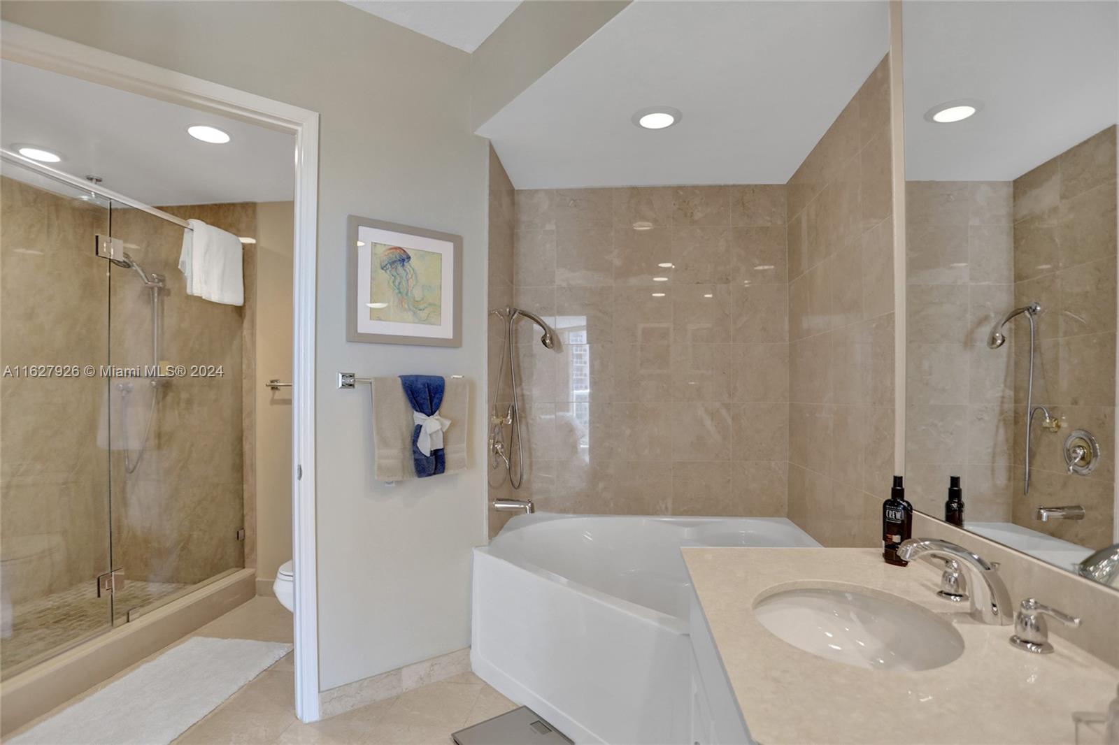 3370 Hidden Bay Dr 2114 Property Photo 20