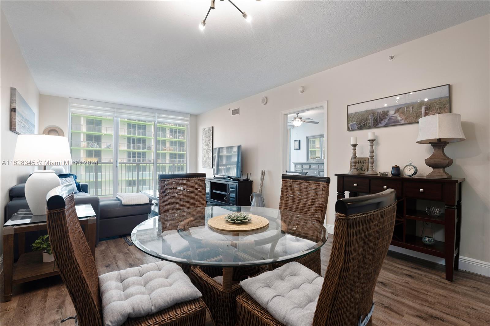 1750 N Bayshore Dr 1405 Property Photo 14