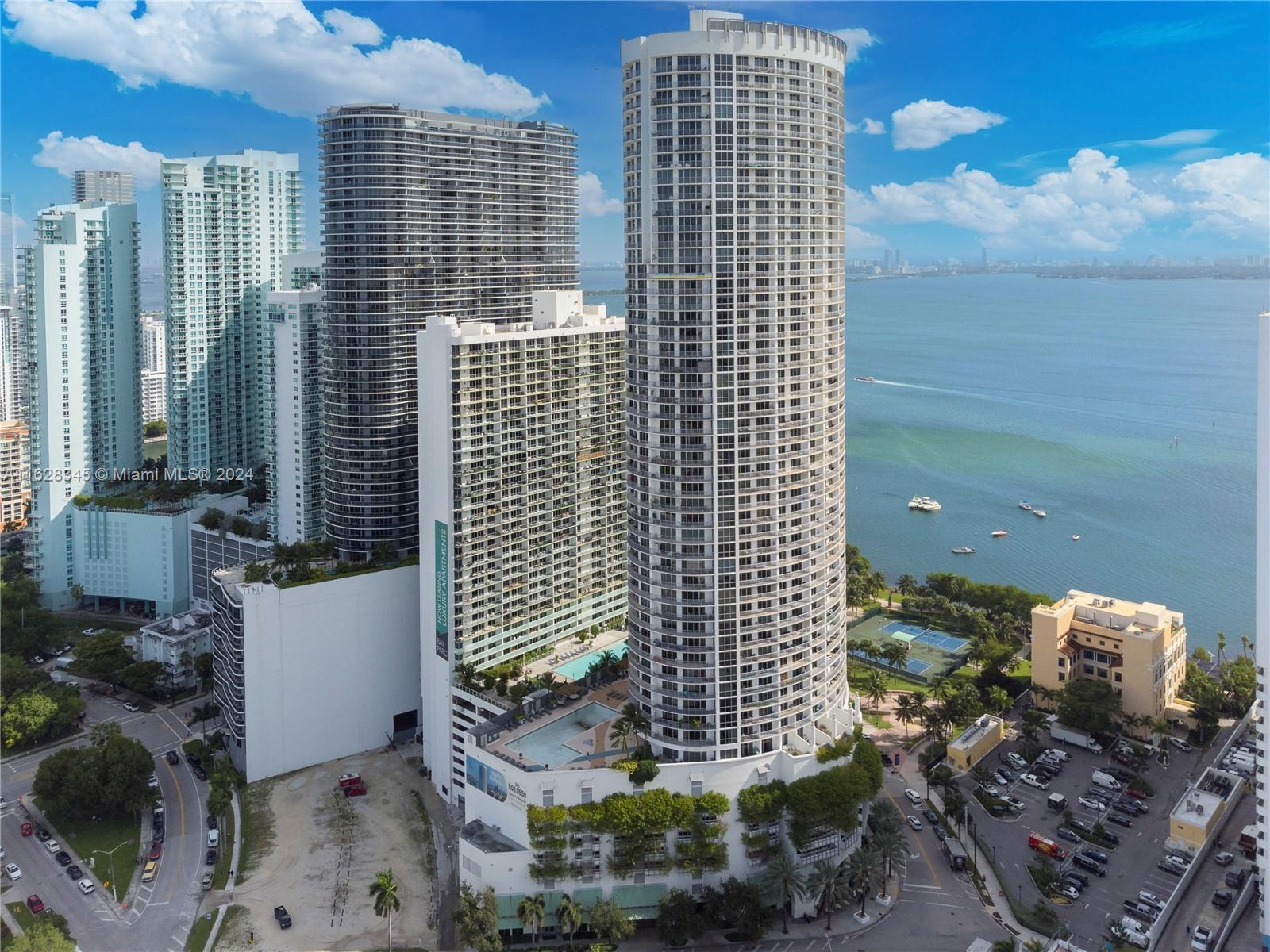 1750 N Bayshore Dr 1405 Property Photo 38