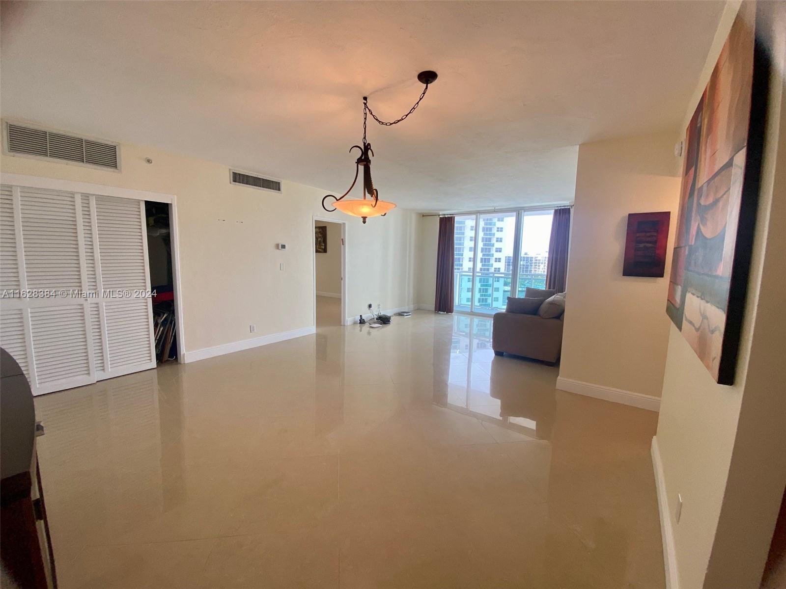 3001 S Ocean Dr 829 Property Photo 5