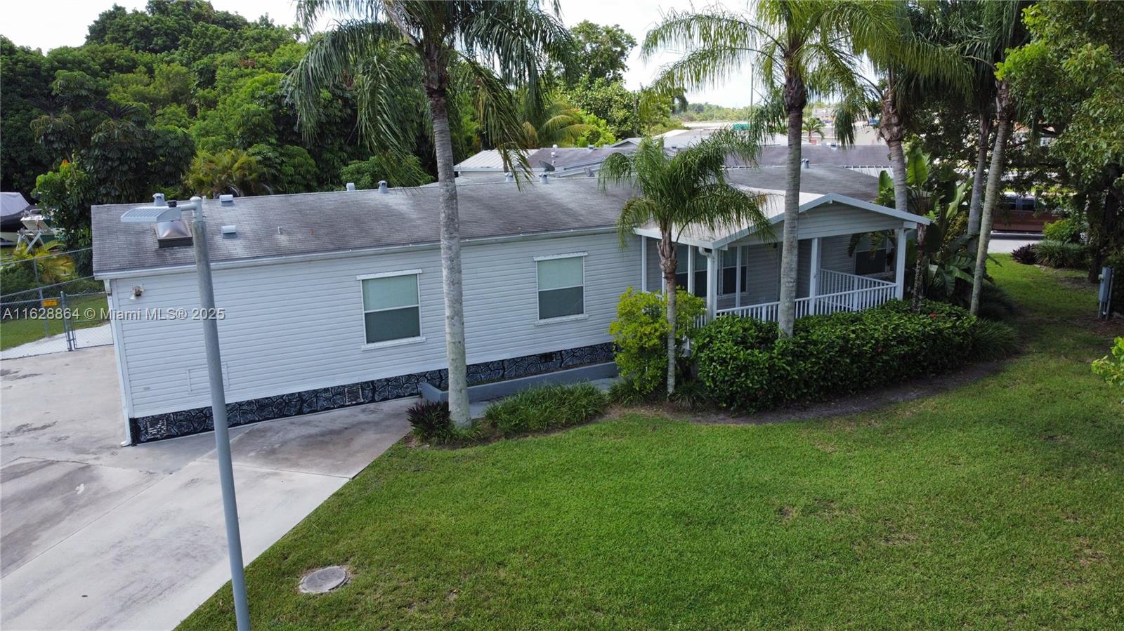 35303 Sw 180 Av #322 & 321 Property Photo 40