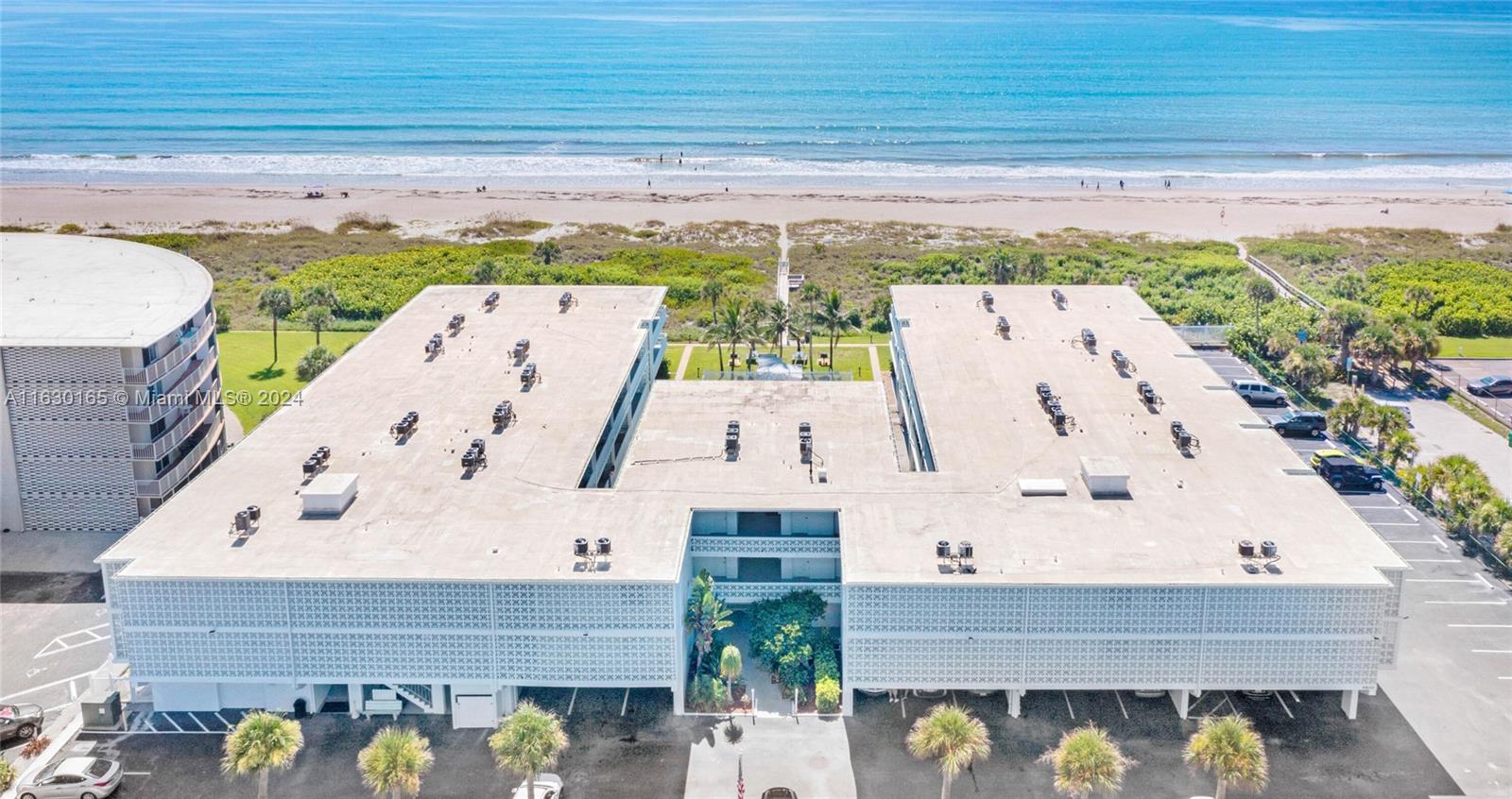 4800 Ocean Beach Blvd 304 Property Photo 1