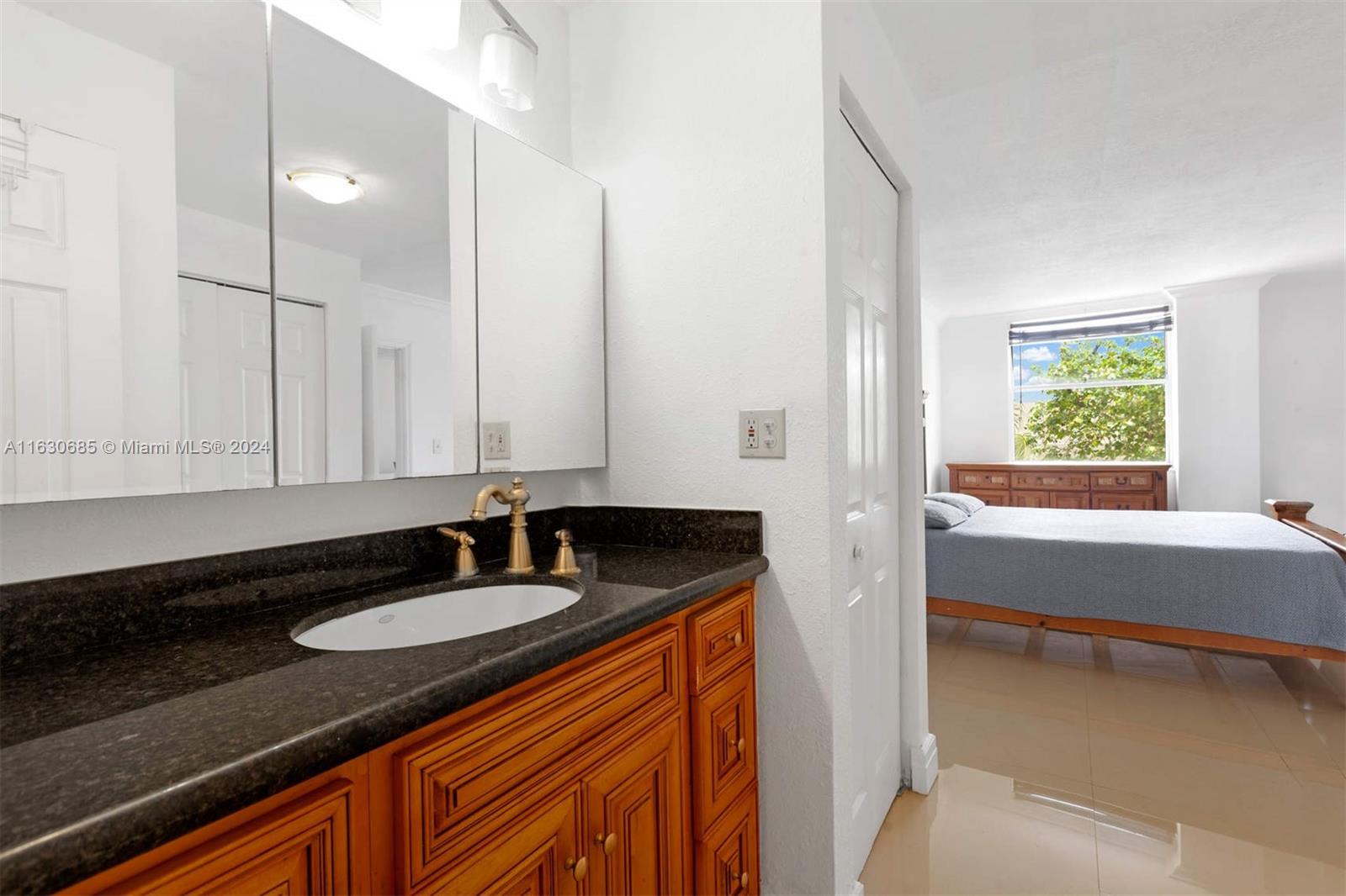 2935 Ne 163rd St 3f Property Photo 14
