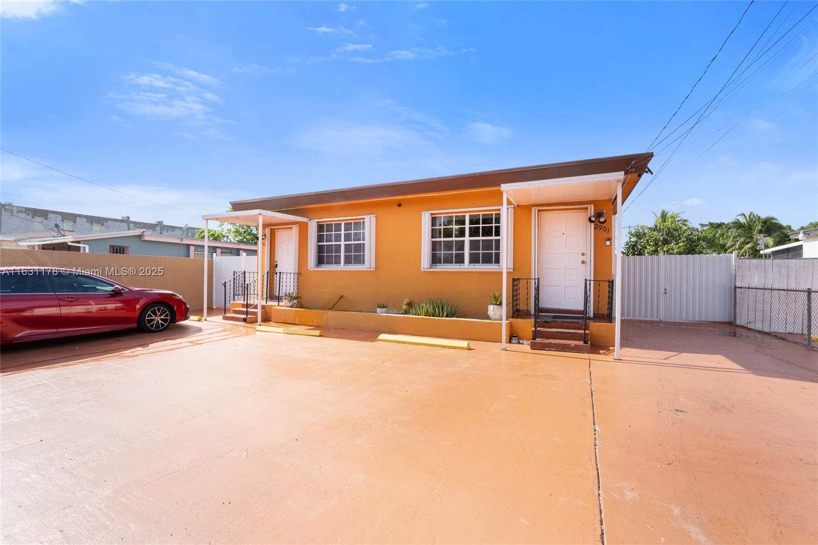 2901 Sw 21st St Property Photo 1