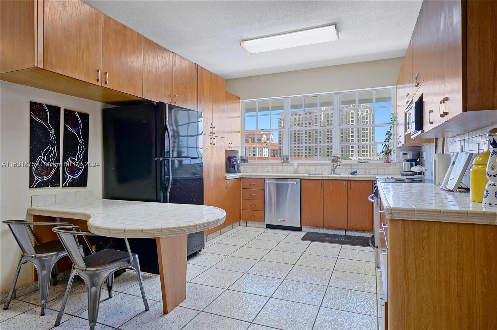 49 Majorca Ave 501 Property Photo 15