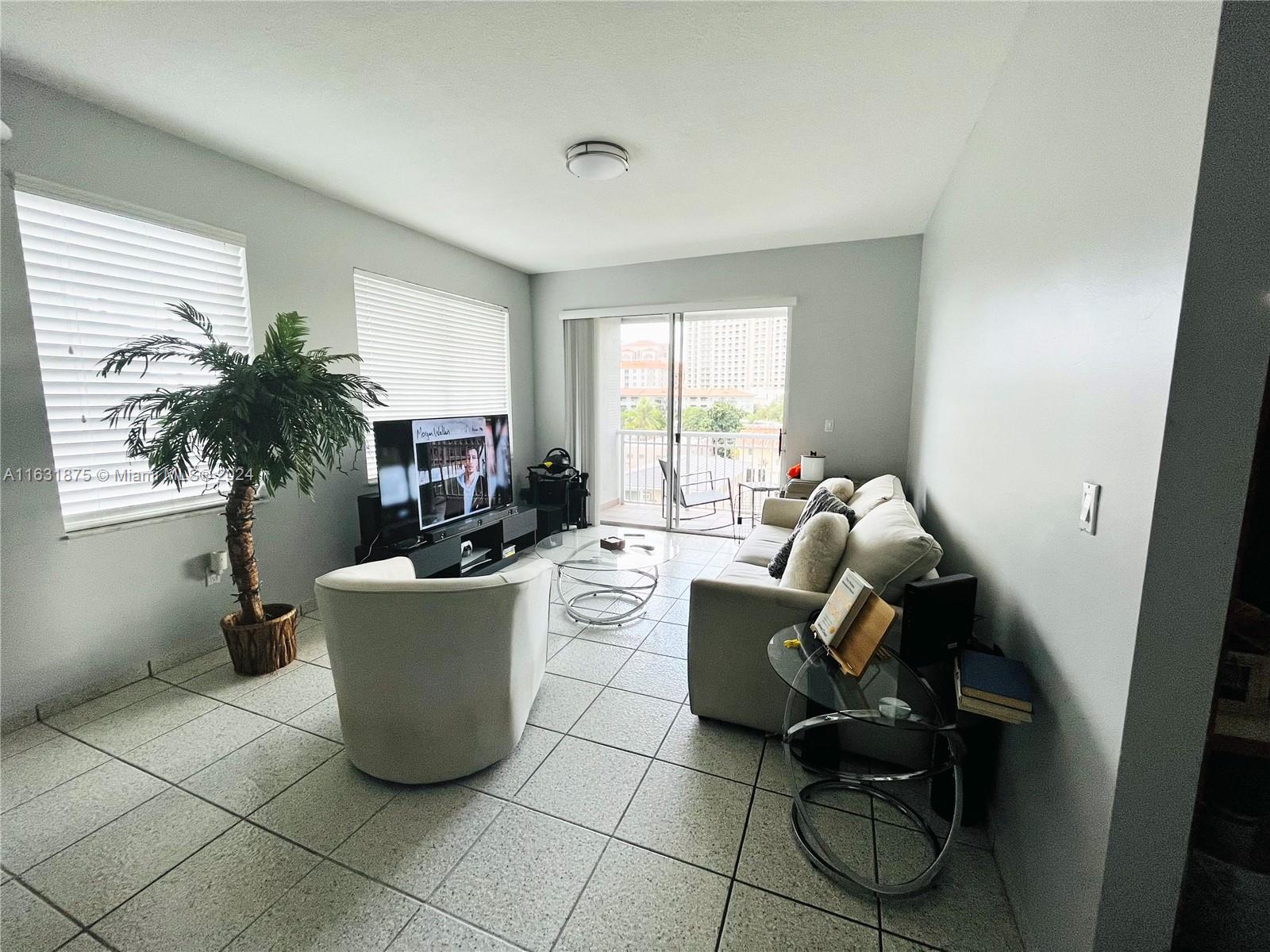 49 Majorca Ave 501 Property Photo 32
