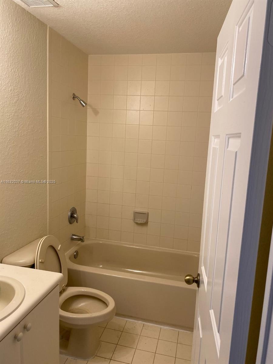 1519 Se 24th Ct 238 Property Photo 12