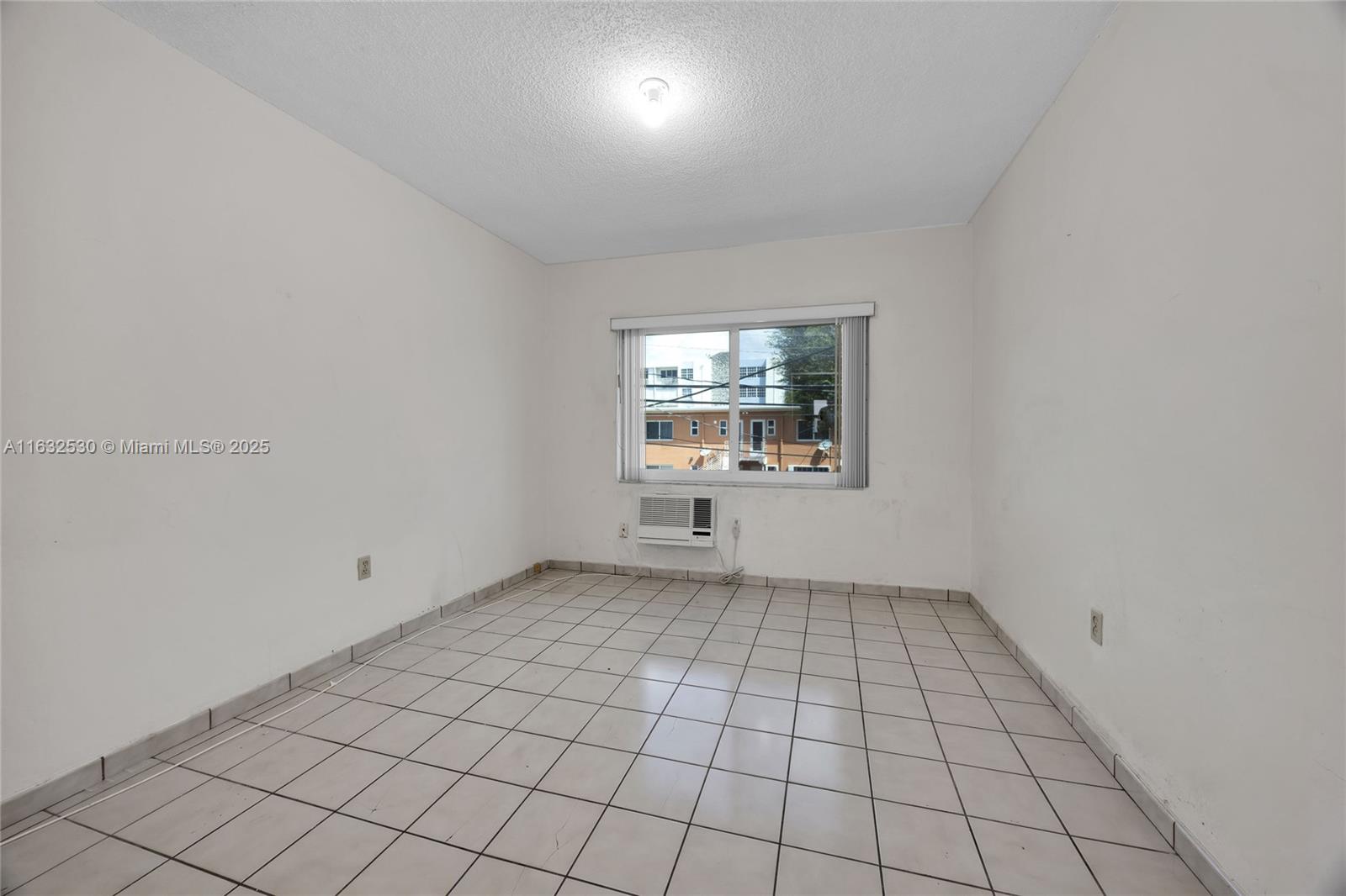 3531 Sw 10th St 5b Property Photo 13