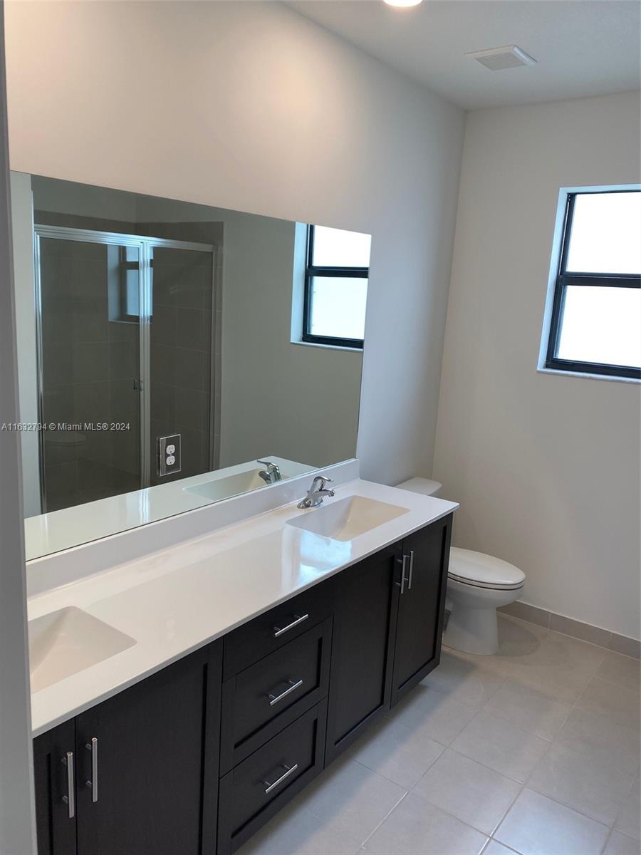 2831 Sw 16th Ter 2831 Property Photo 12