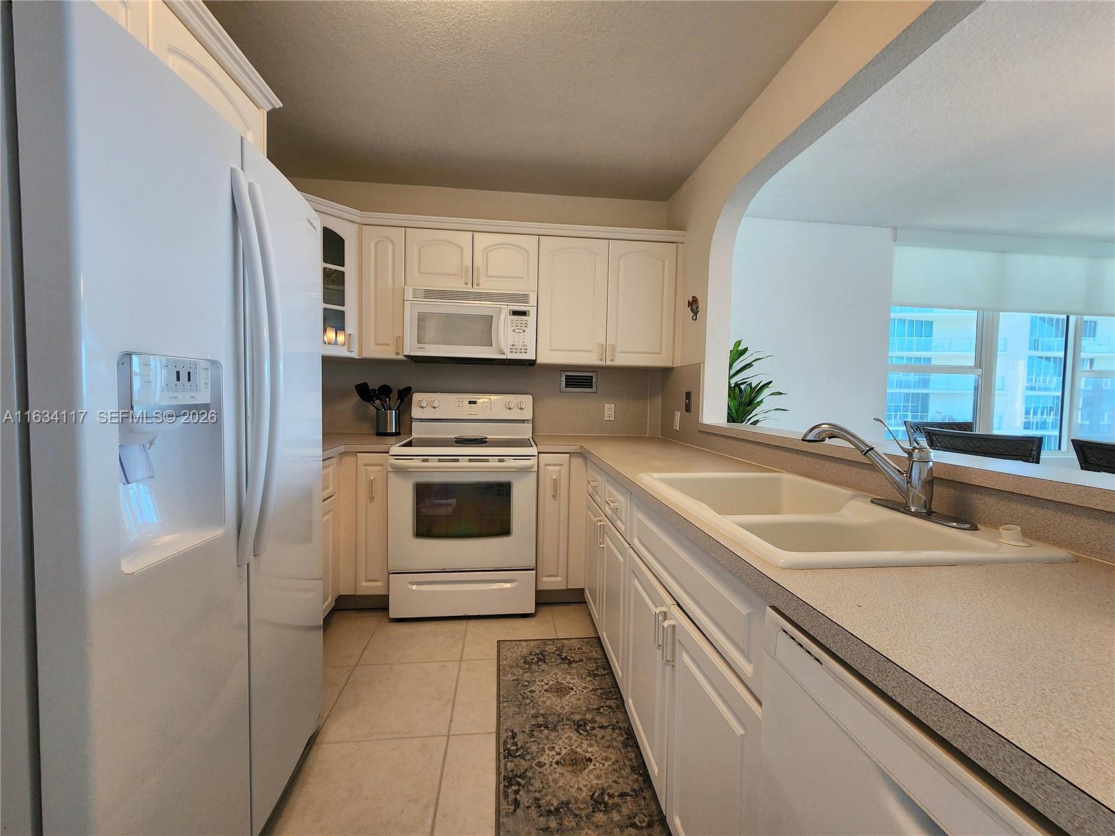 3505 S Ocean Dr 1406 Property Photo 13