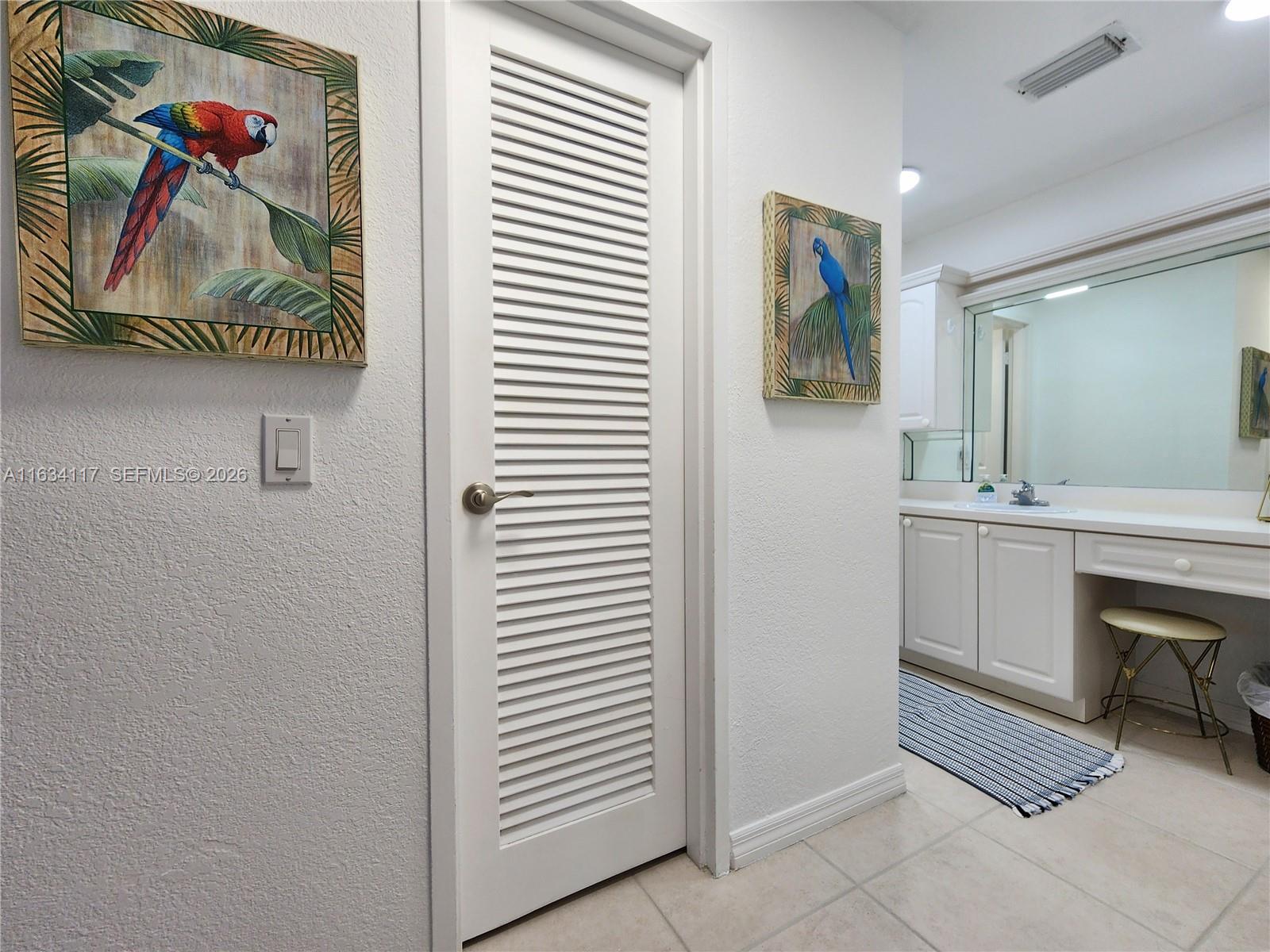 3505 S Ocean Dr 1406 Property Photo 16