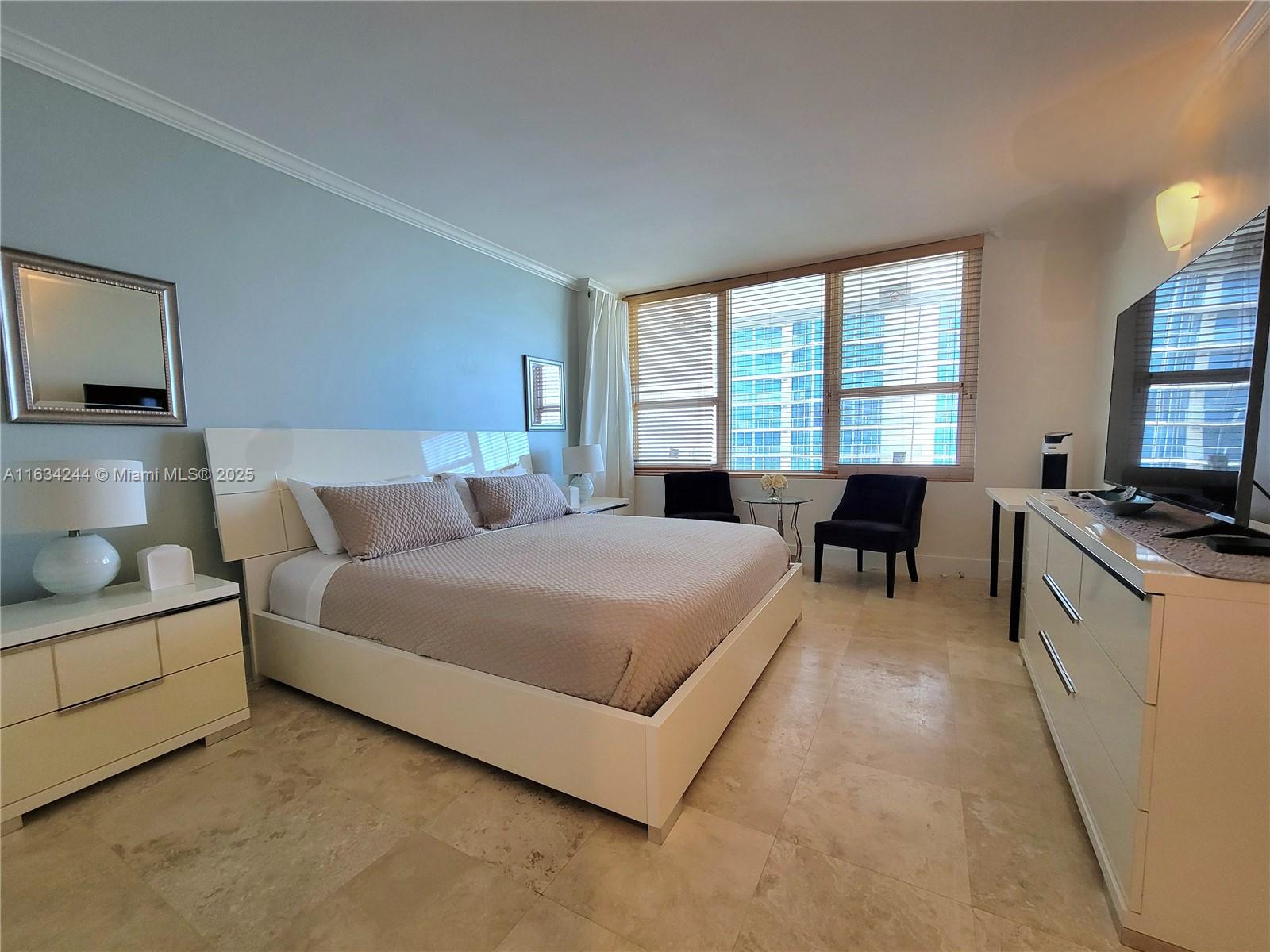 3505 S Ocean Dr 1409 Property Photo 14