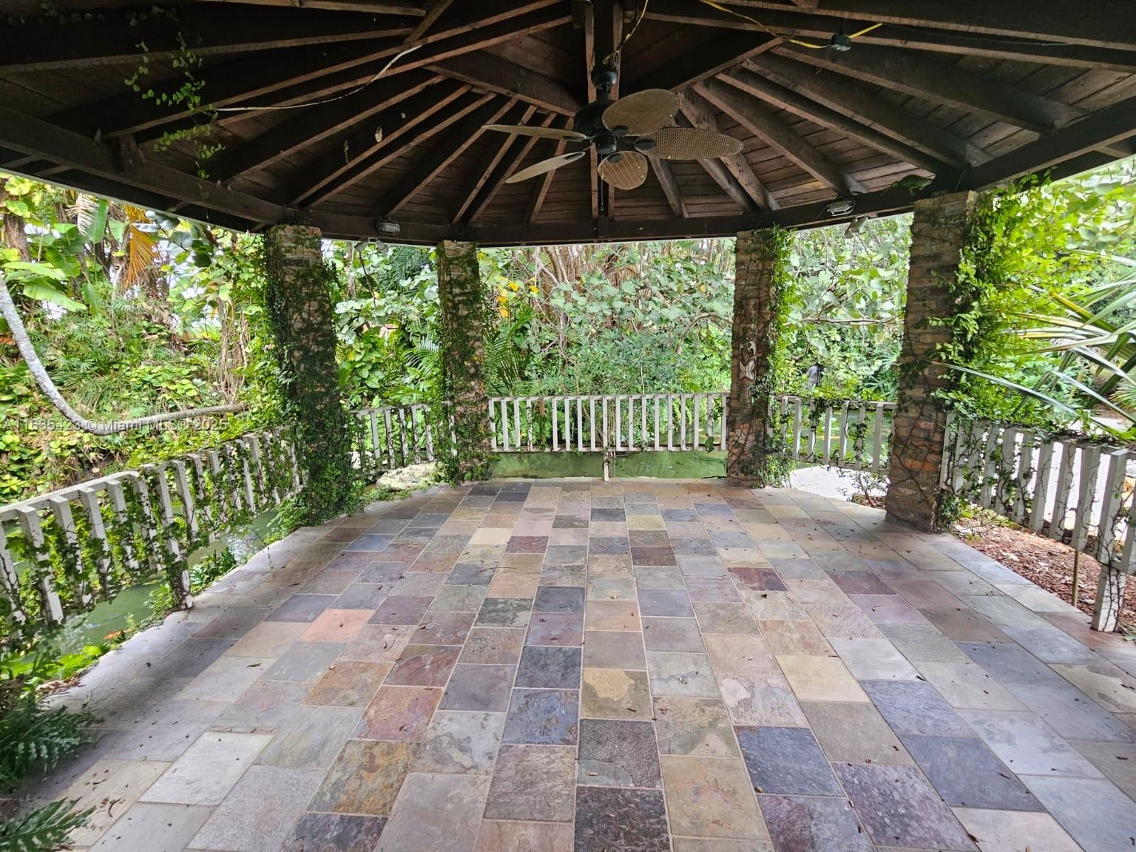 A11635423 Property Photo 19