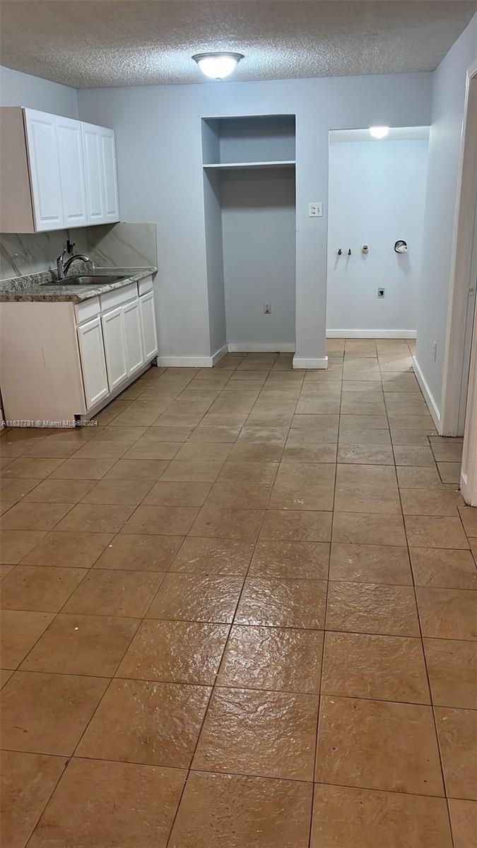 820 21st St Property Photo 11