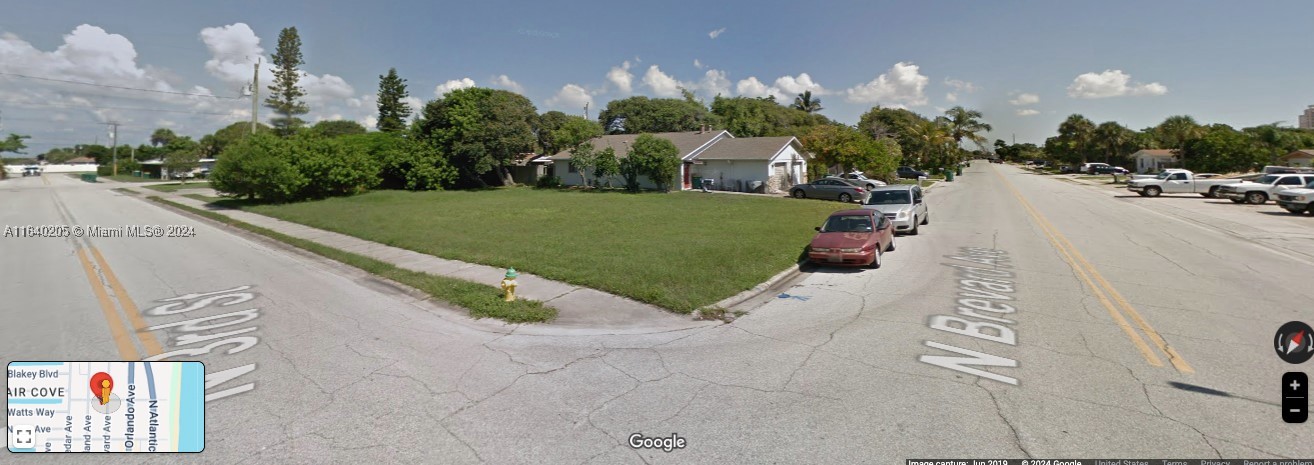 300 N Brevard Avenue Property Photo 13