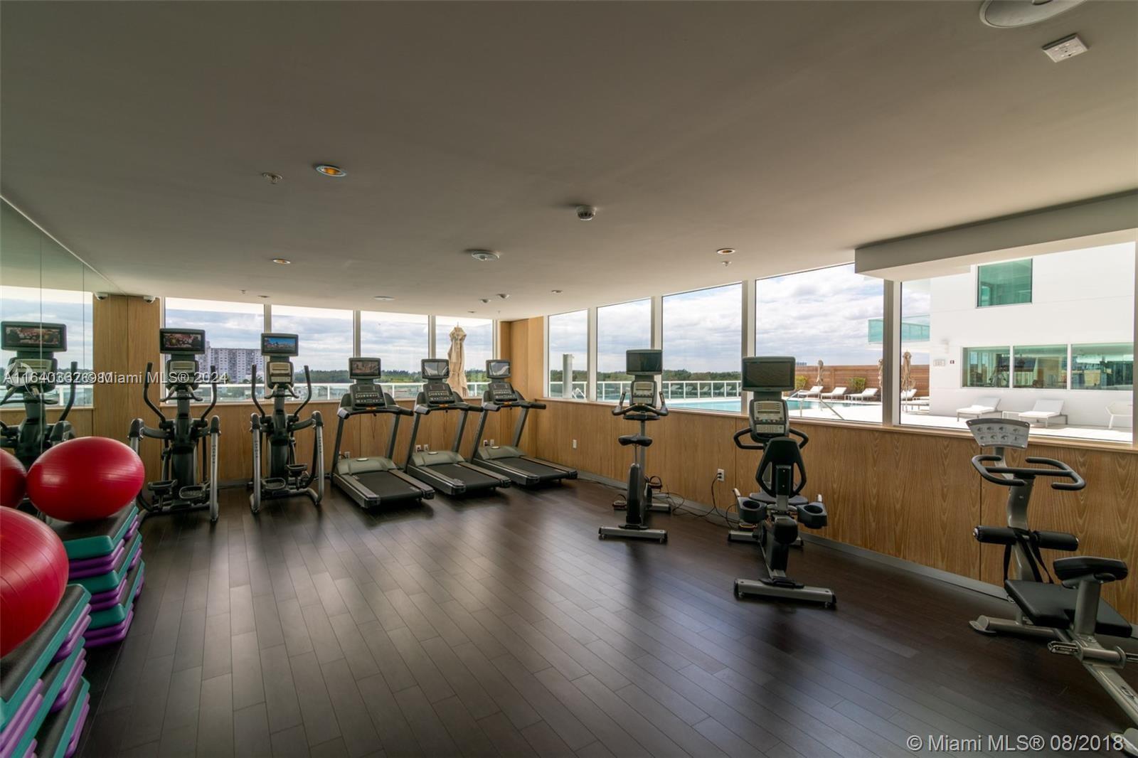 400 Sunny Isles Blvd 1019 Property Photo 25