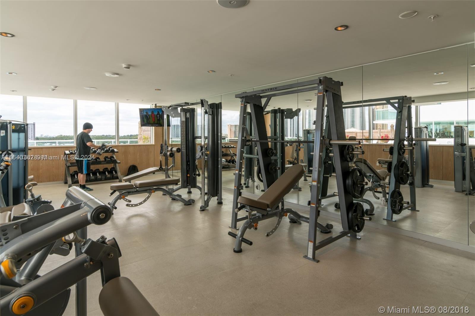 400 Sunny Isles Blvd 1019 Property Photo 26