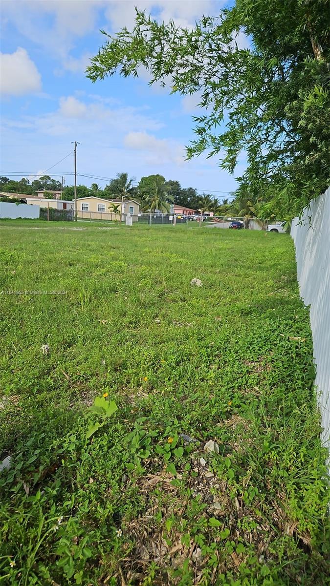 10924 Nw 18th Ave Property Photo 6