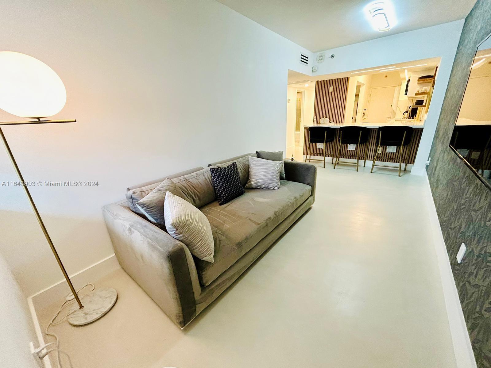 100 Lincoln Rd 445 Property Photo 1