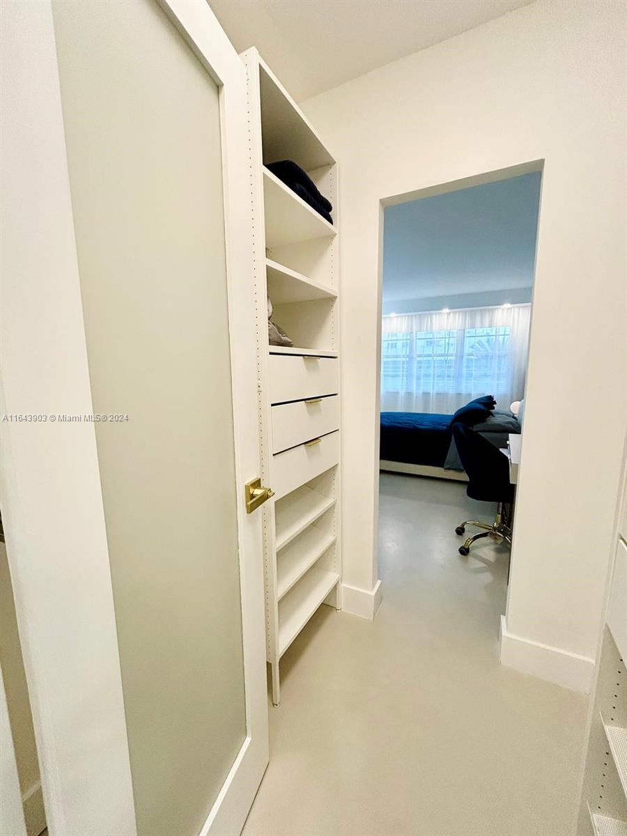 100 Lincoln Rd 445 Property Photo 13
