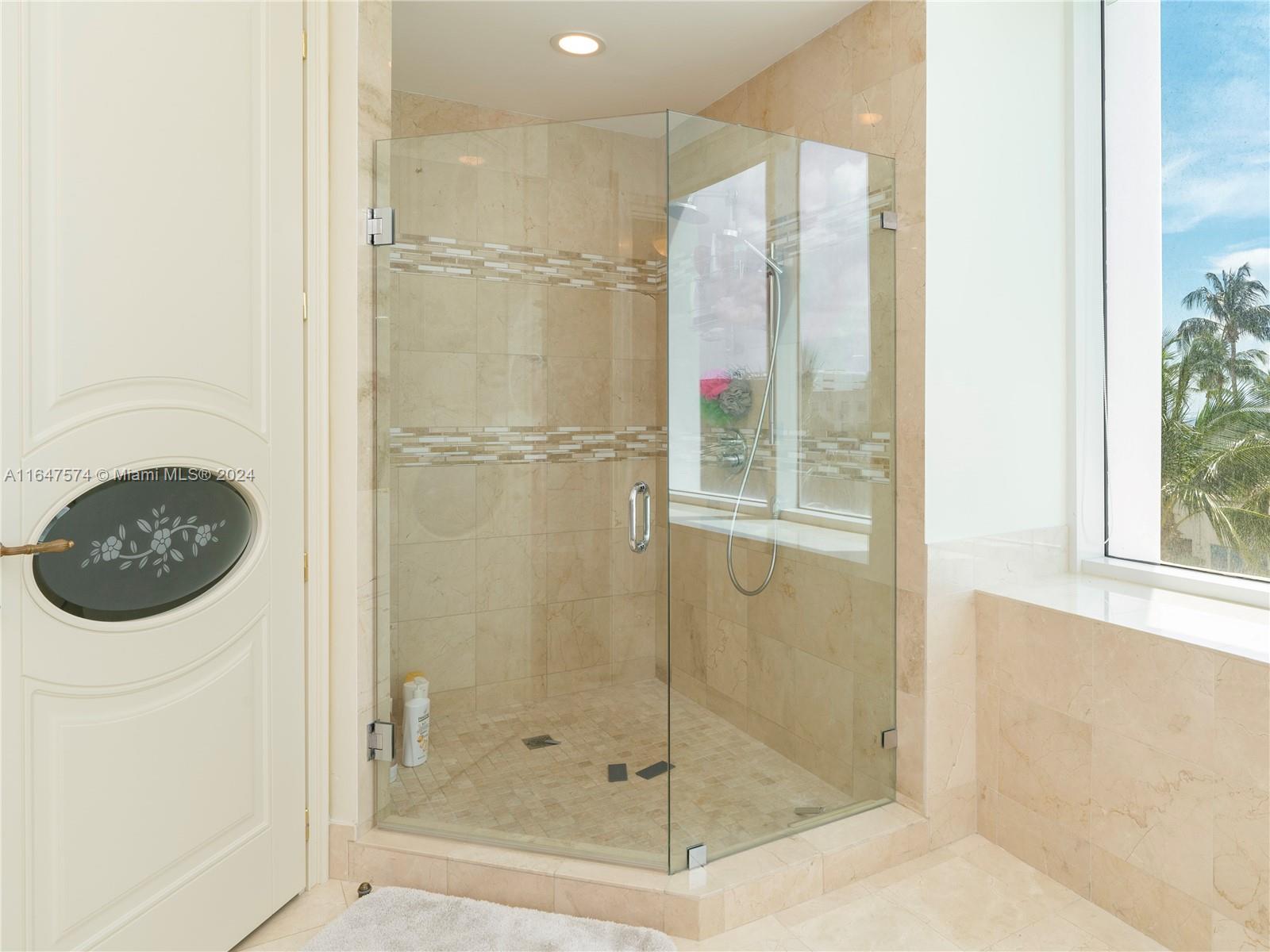 18101 Collins Ave 601 Property Photo 8