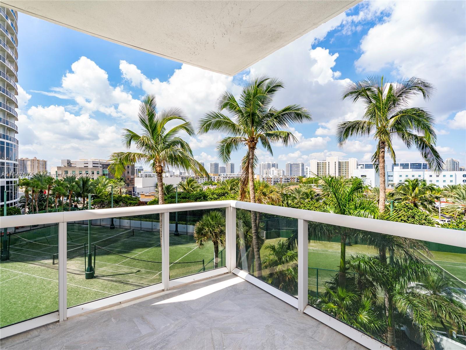 18101 Collins Ave 601 Property Photo 10