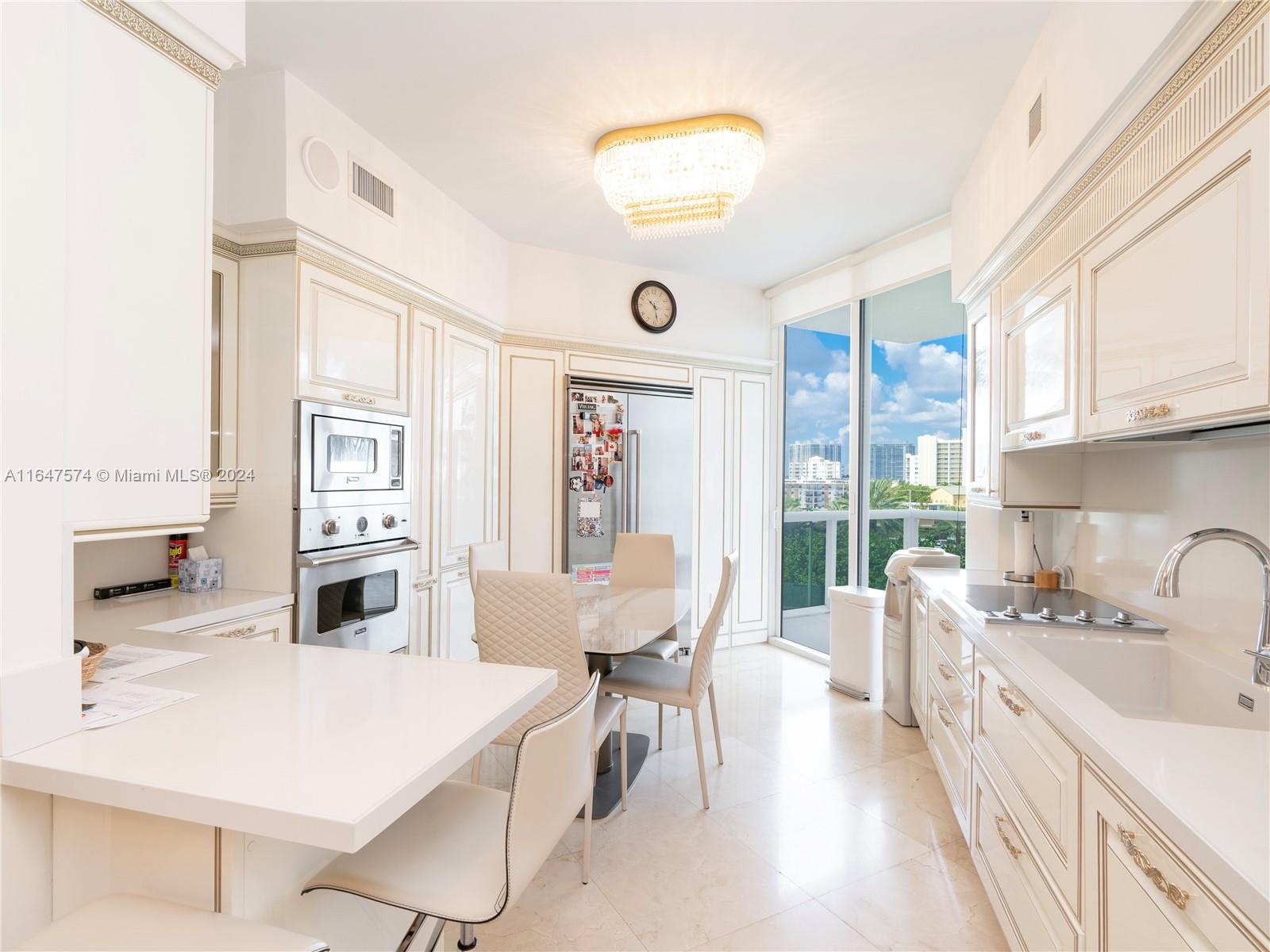 18101 Collins Ave 601 Property Photo 11