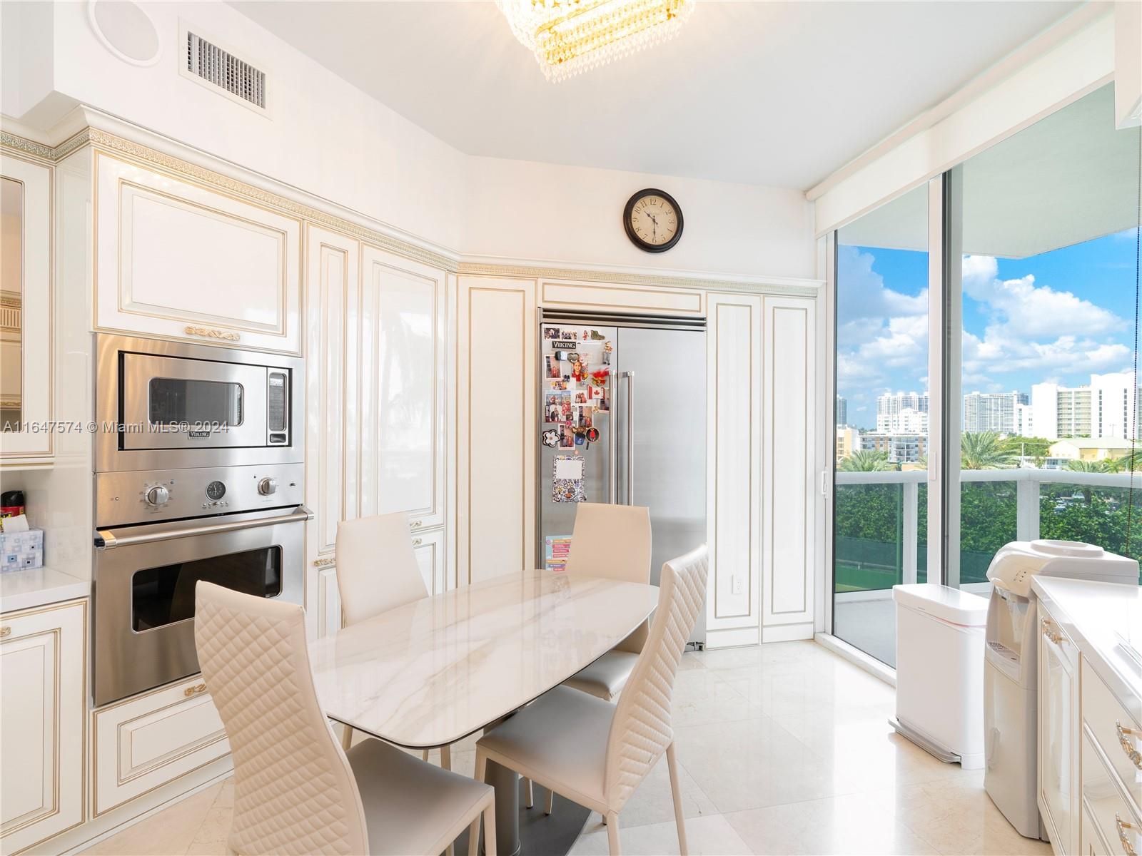 18101 Collins Ave 601 Property Photo 12