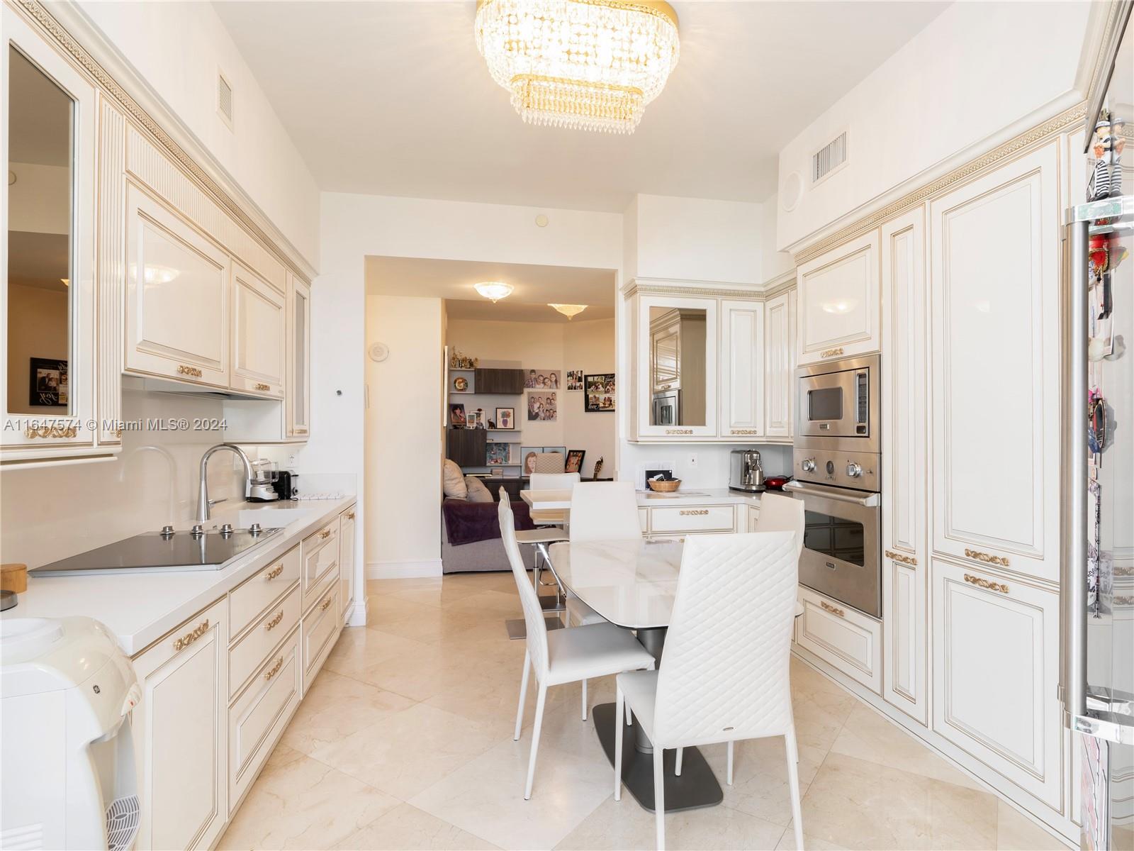 18101 Collins Ave 601 Property Photo 15