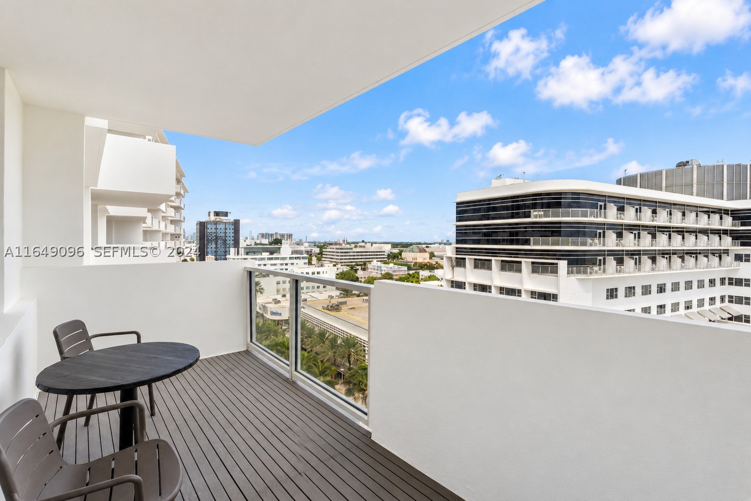 A11649096 Property Photo 2