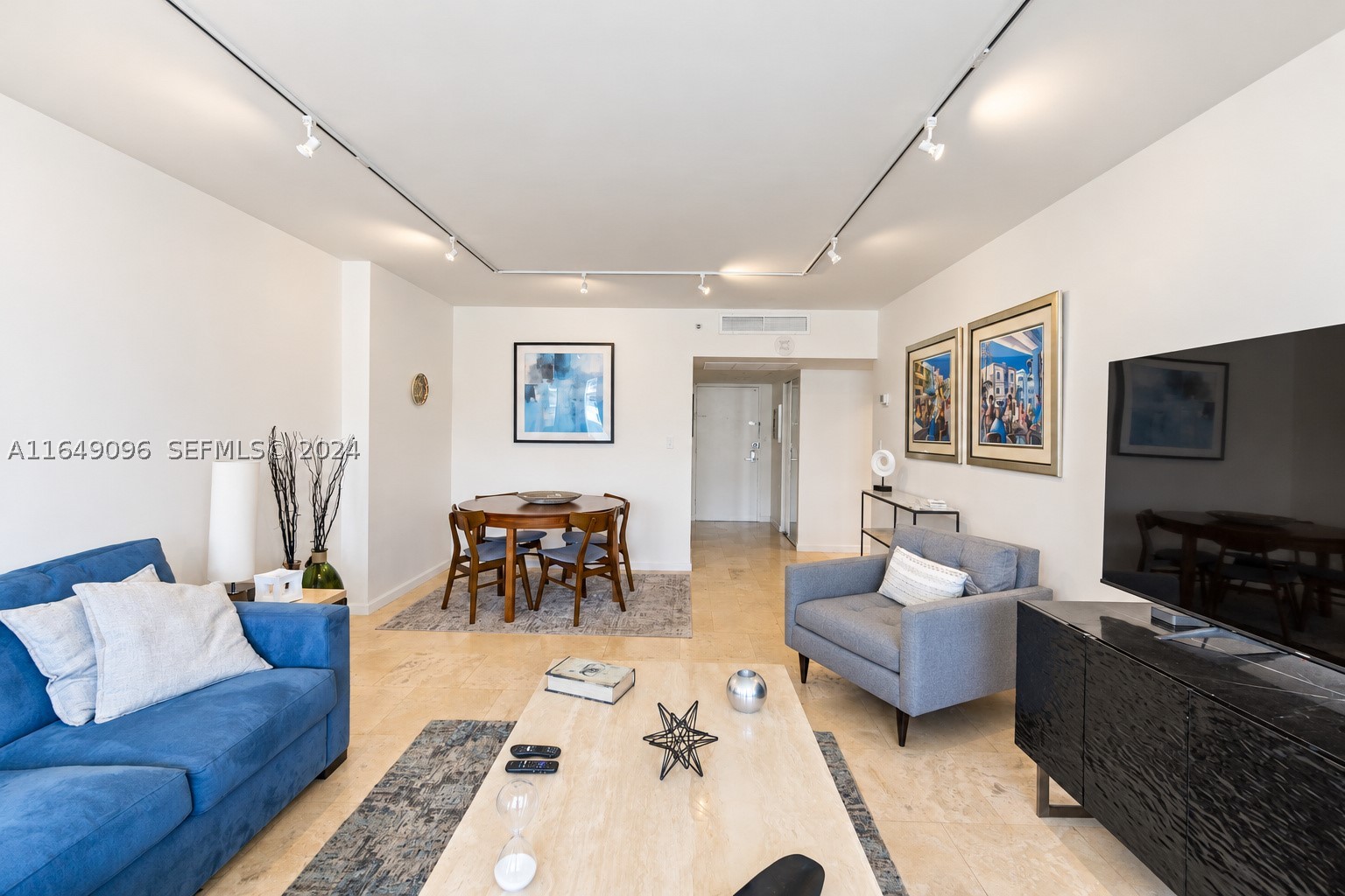 A11649096 Property Photo 5